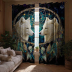 White Wolf Dreamcatcher quilted curtains – white wolves with a dreamcatcher