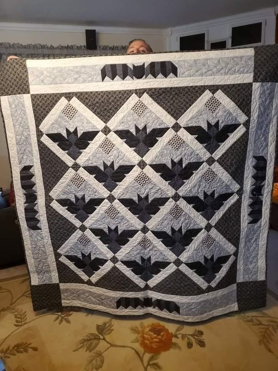 Black and White Bats quilted throw – black bats in geometric patchwork