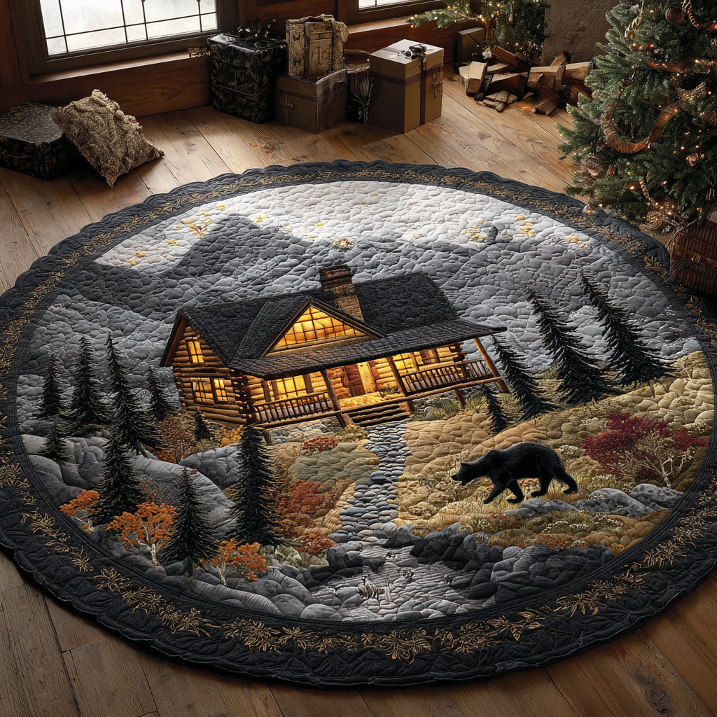Cabin Twilight round quilted mat – bear by cabin