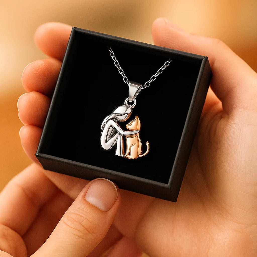 Pendant Necklace - Cat Cuddle