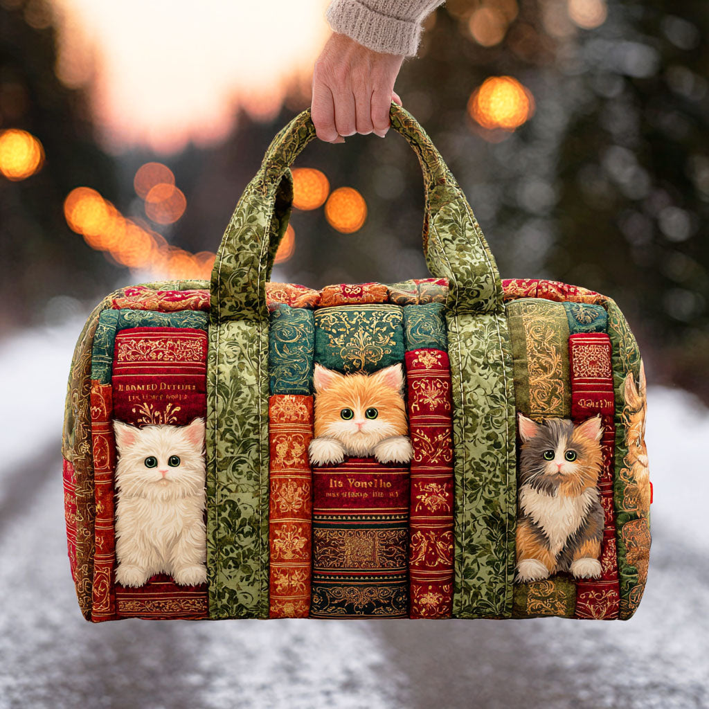 Cat Chapter quilted weekend bag – kittens among books