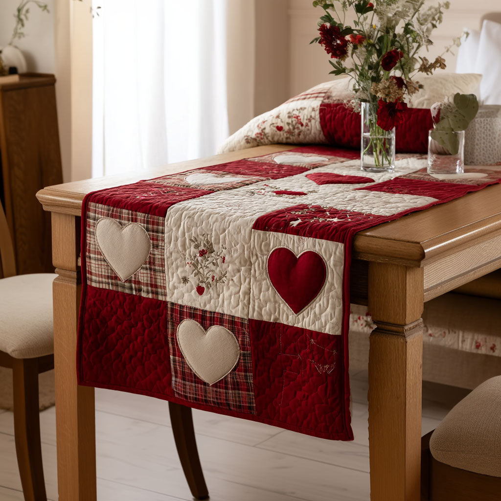 Farmhouse Hearts quilted table runner – red hearts in plaid patchwork