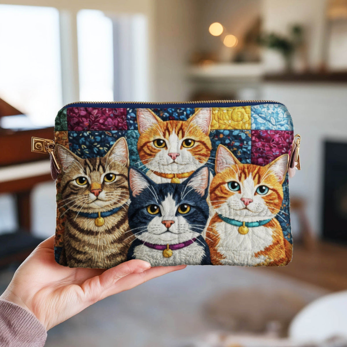 Kitten Patchwork Pals quilted purse – kittens on patchwork