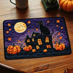 Haunted Night quilted placemats – haunted house and cat