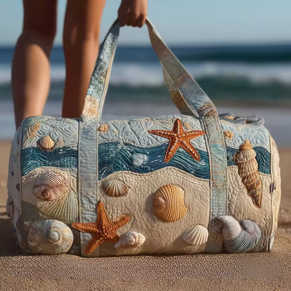 Marlene soft quilted travel bag with wave-stitch quilting