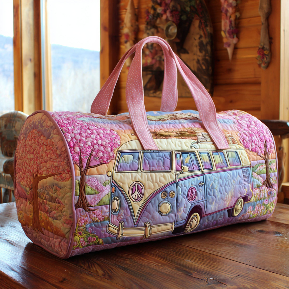 Journey Vibes Van quilted weekend bag – pink patchwork van