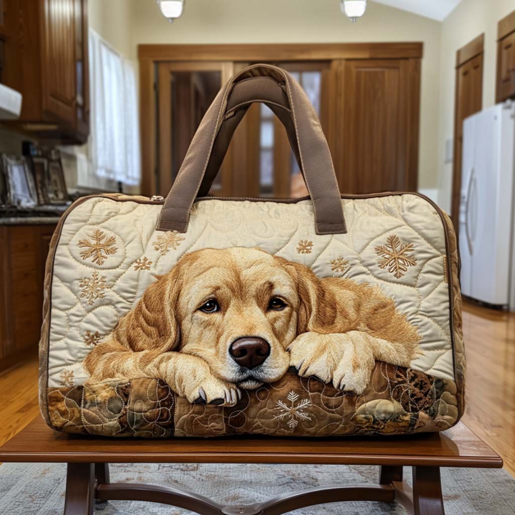 Joyful Spirit Retriever quilted weekend bag – resting retriever