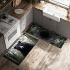 Mountain Roar kitchen mat set – black bear in a hole