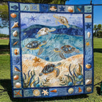 Turtle Shell Border quilted throw – sea turtles framed by a shell border
