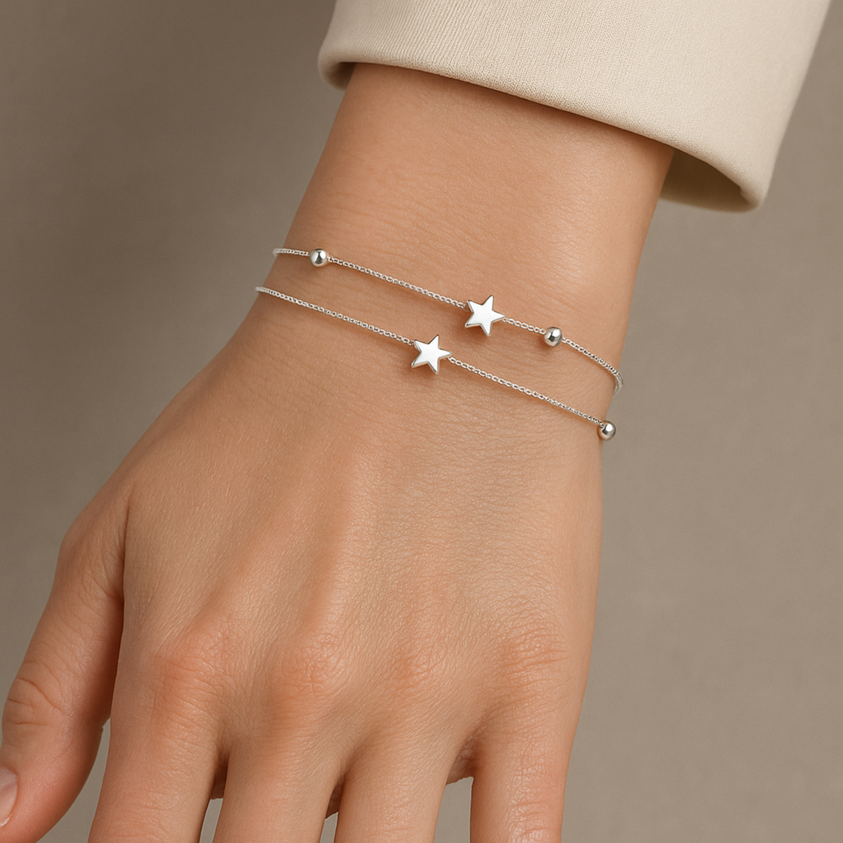 Delicate silver-tone double chain bracelet with stars