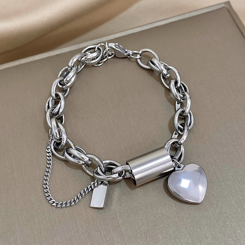 Chain Bracelet - Heart Charm