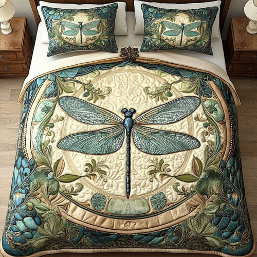 Dragonfly Medallion quilted bedspread set – blue dragonfly in a cream medallion