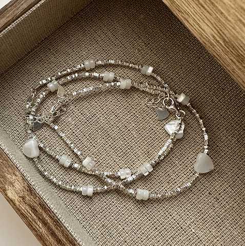 Set of vintage-style beaded pearl bracelets